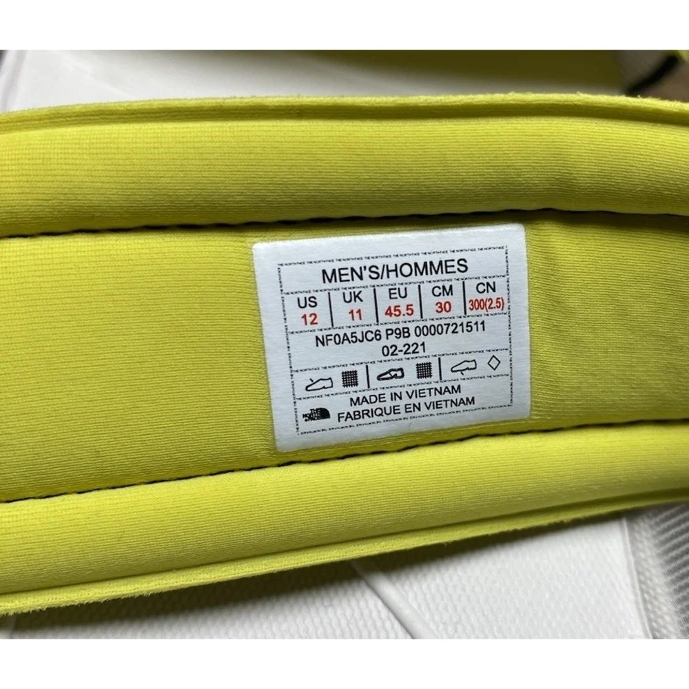 *NWT Men Size 12 The North Face Skeena Sport Sandals Water Acid Yellow/TNF Black